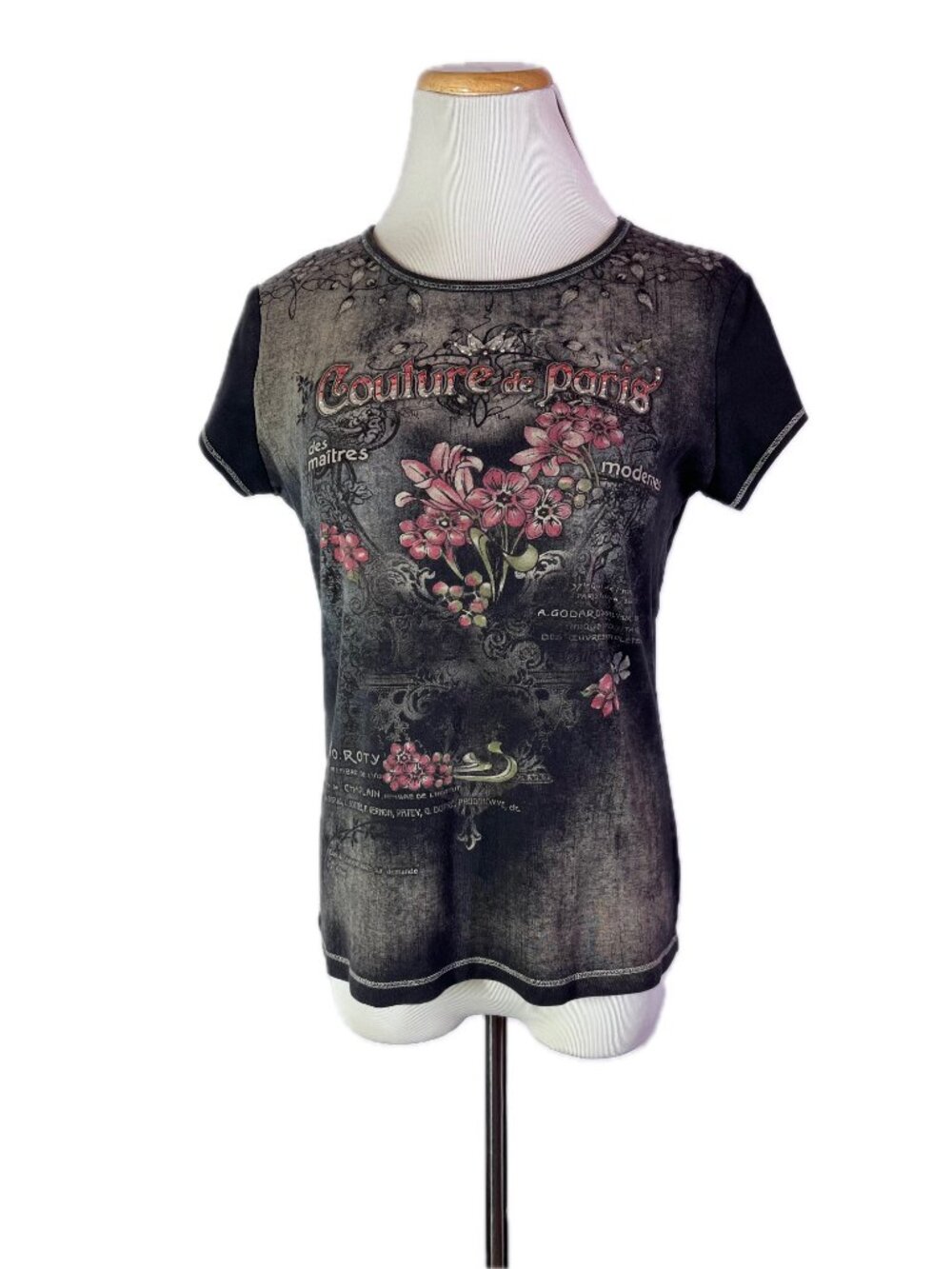 Blue Canyon Clothing Size L Fitted Short Sleeve Graphic Tee Couture de paris